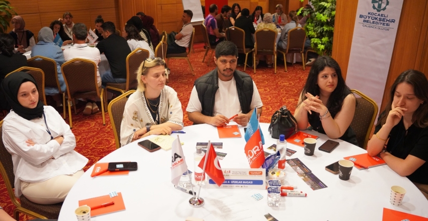 "Kocaeli Yaya Ulaşımı Eylem Planı Çalıştayı"nda Erişilebilir ve Güvenli Kent Vurgusu