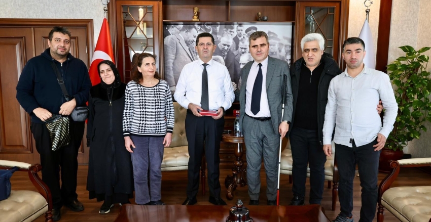 Çekmeköy’de Engelsiz Yaşam İçin Önemli Adım: Türkiye Görme Engelliler Derneği’nden Başkan Çerkez’e Ziyaret