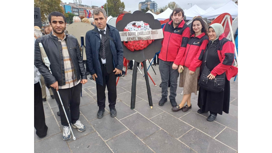 29 Ekim Cumhuriyet Bayramı Çelenk Koyma Törenine Katıldık